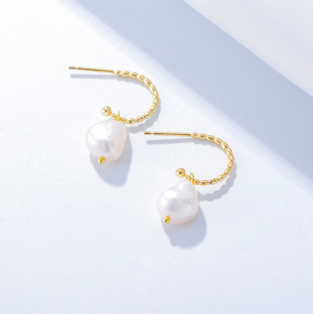 C Shape Baroque Pearl Earring