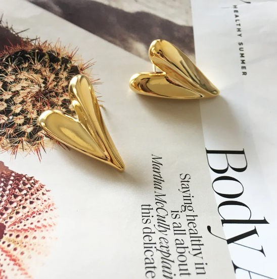 Sculpture Sharp Heart Earrings