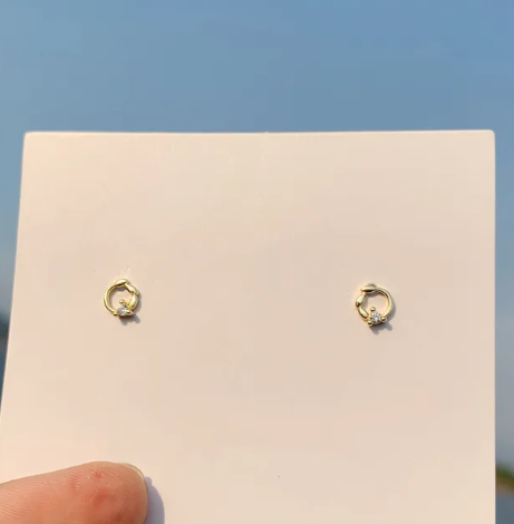 Wreath Crystal Stud Earrings