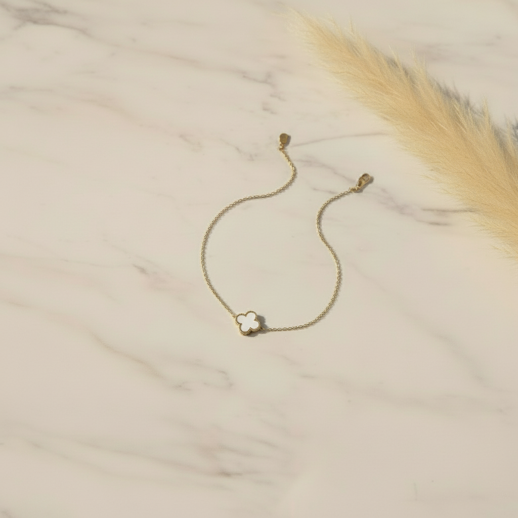Solo Clover Bracelet