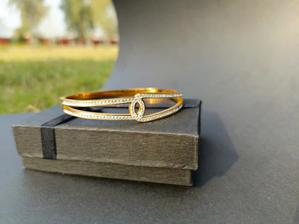 Lotus Style Bangle Bracelet