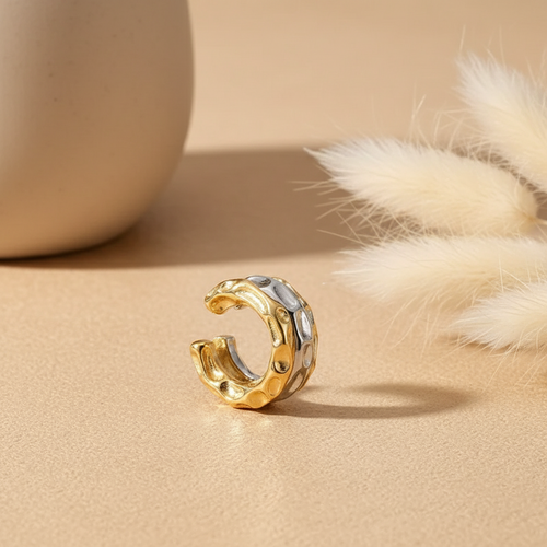 Bold Knot Ear Cuff