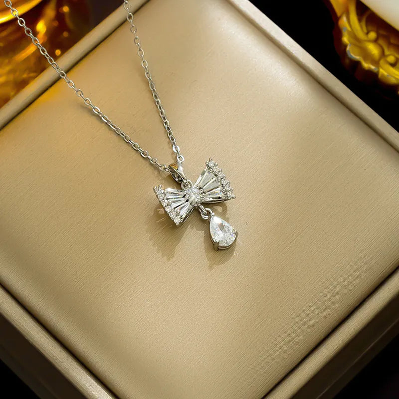 Bow Knot Pendant Neckalce