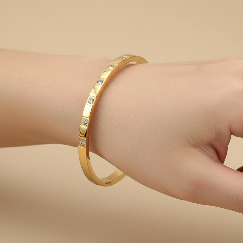 Seven Spark Luxe Bangle