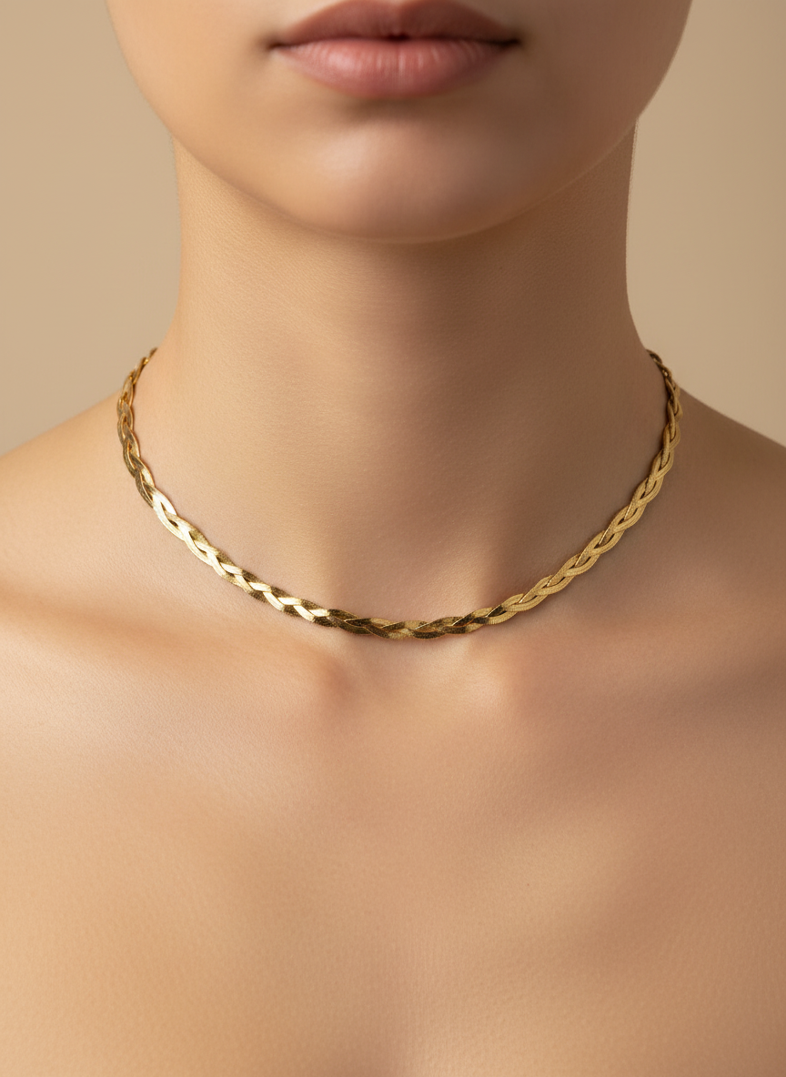 Sleek Serpent Twist Chain