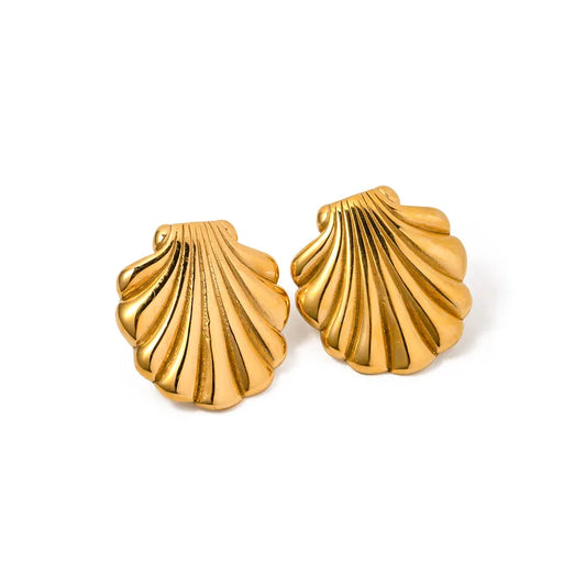 Shell Style Stud Earring