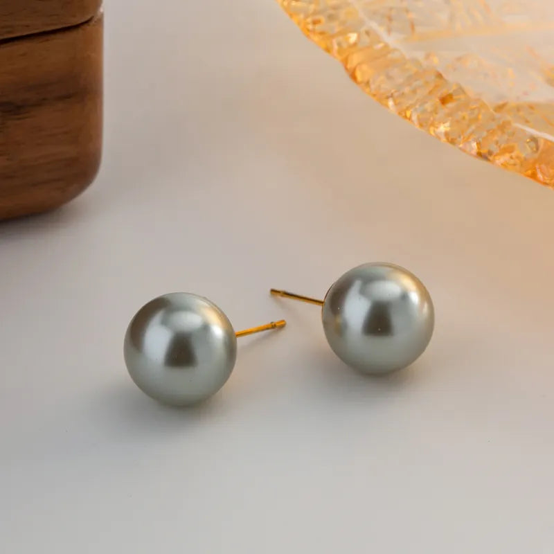 Mist Pearl Studs