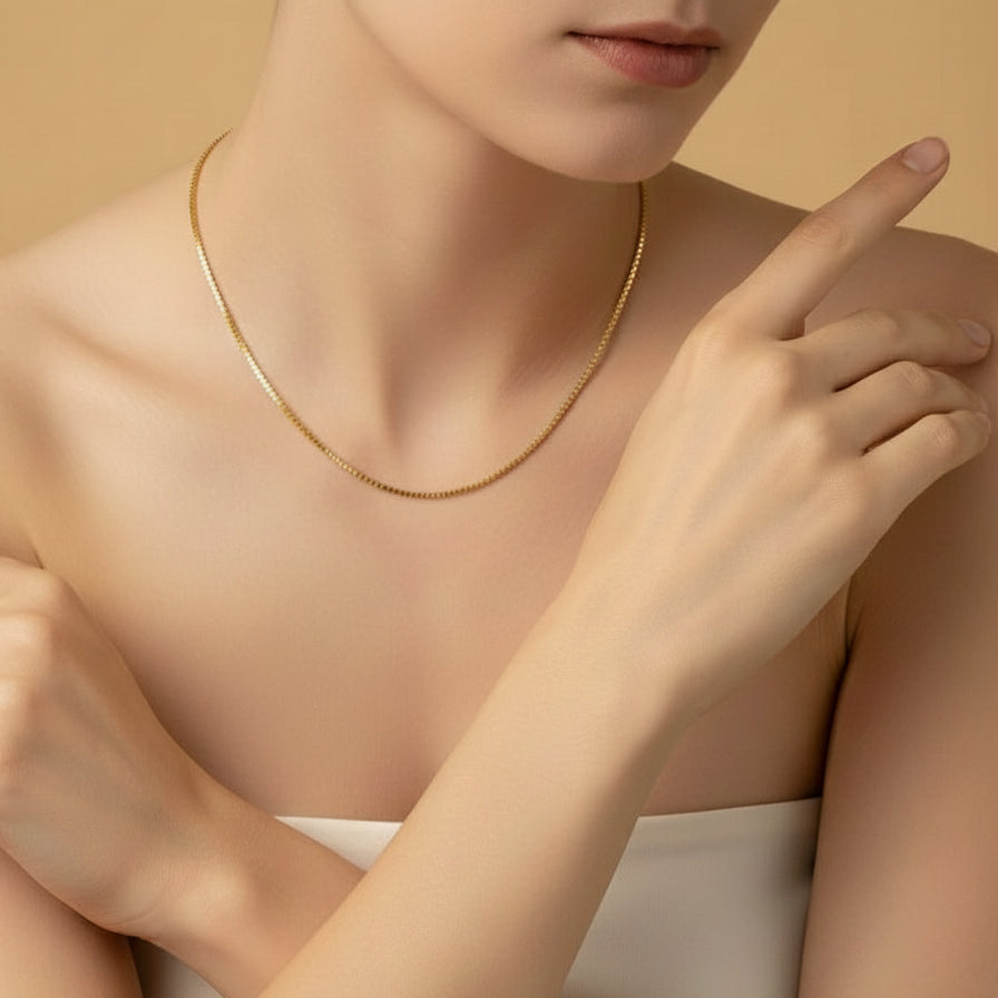Velora Thin Glow Chain