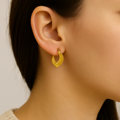 Leaf Pattern Hoop Earring