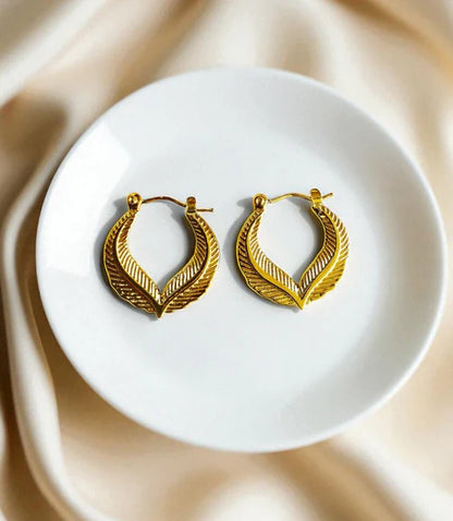 Leaf Pattern Hoop Earring