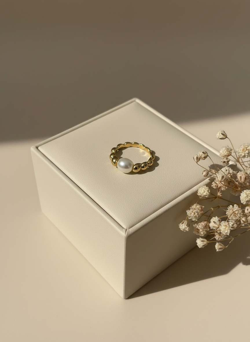 Paris Pearl Ring