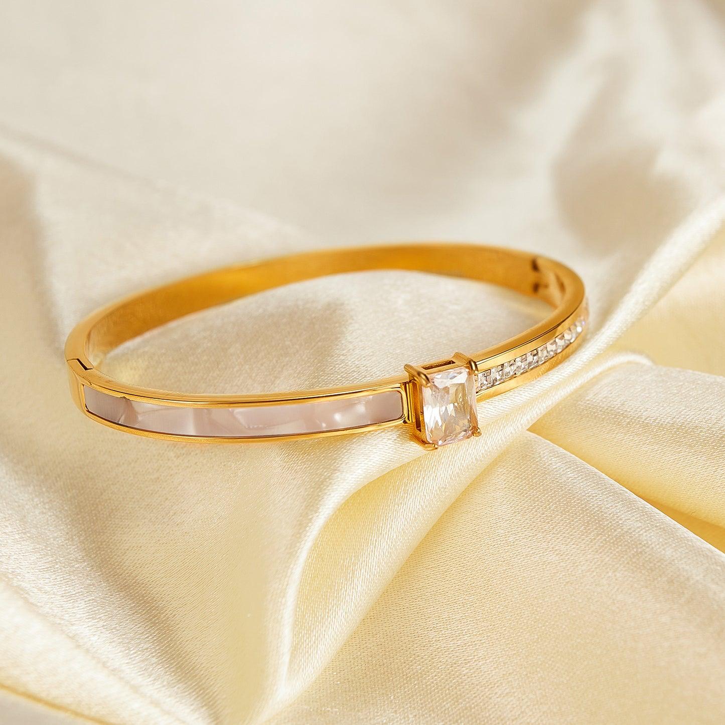 Dazgirl Bangle Bracelet