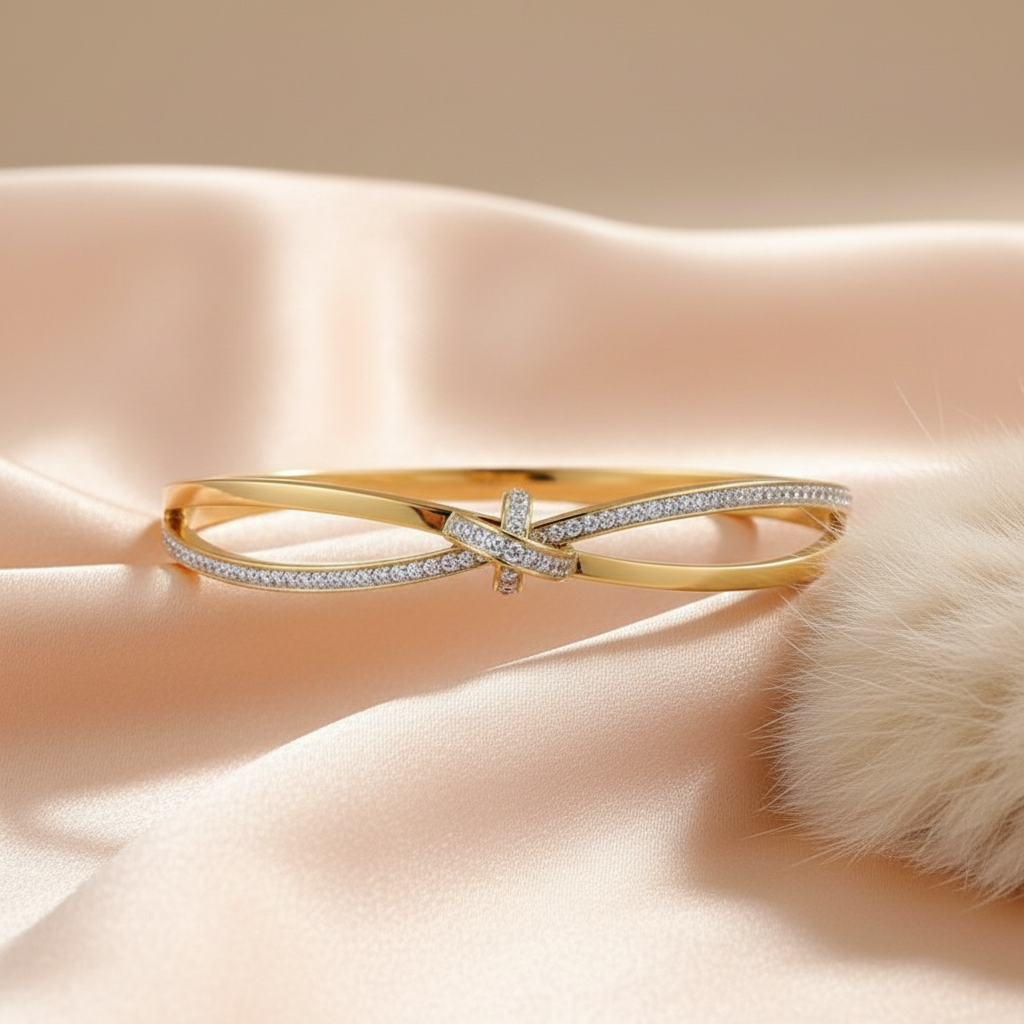 Gleam Knot Bangle