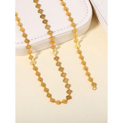 Scallope Shaped Chain