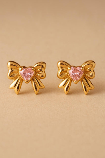 Bow With Heart Shaped Diamond