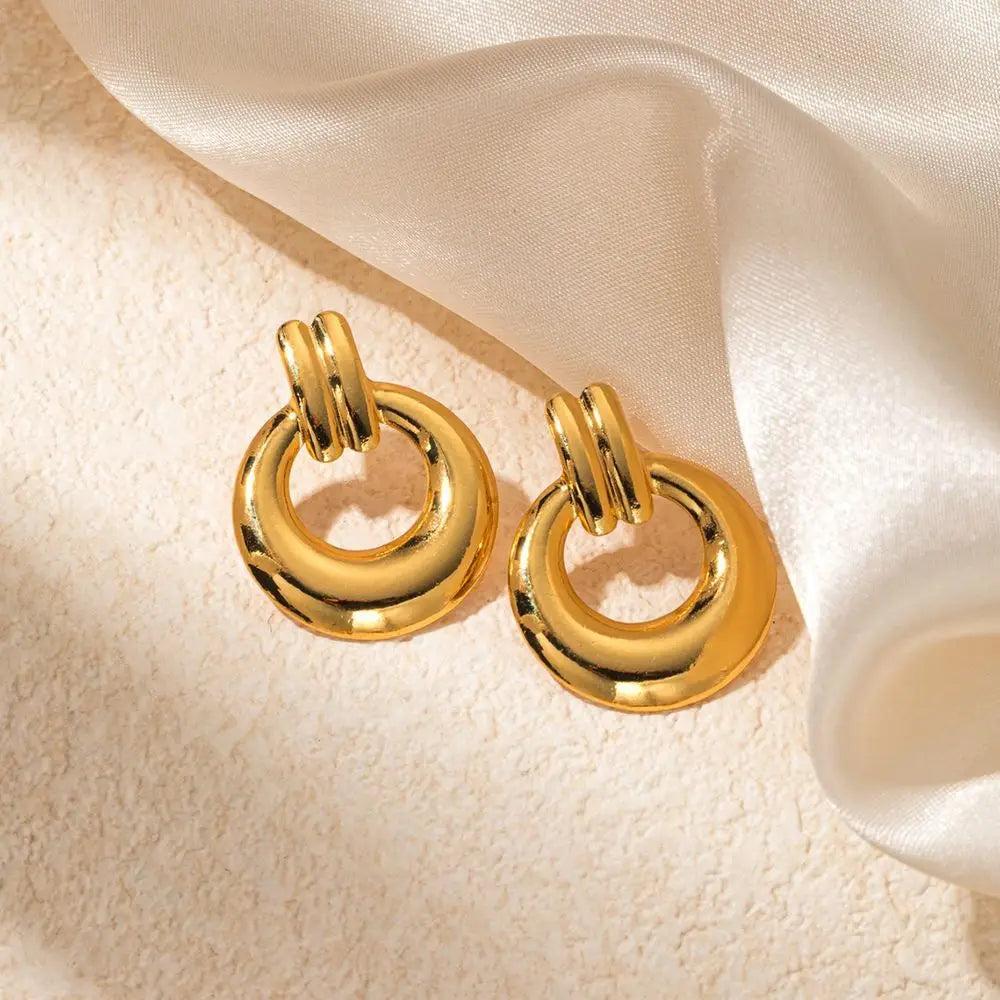 Circular Lines Round Drop Earring