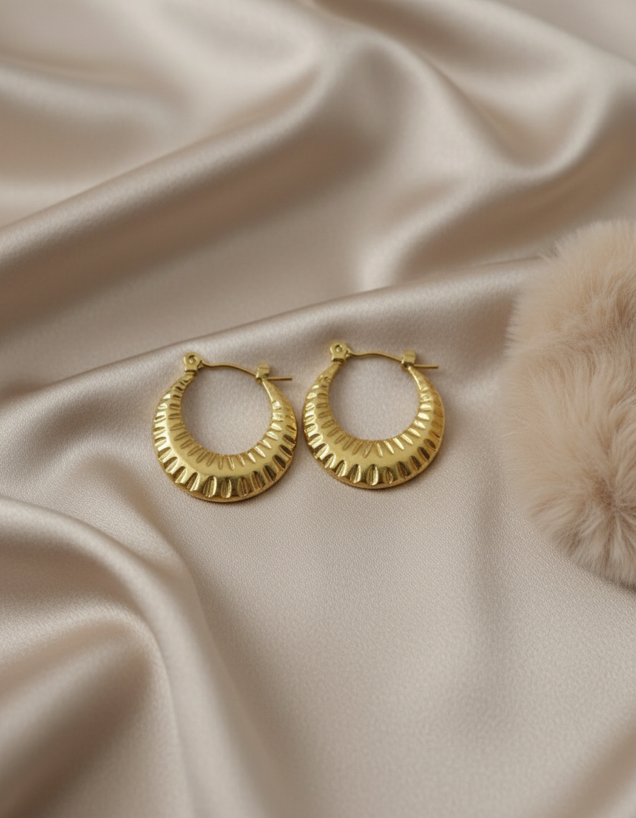 Round Contemporary Hoops