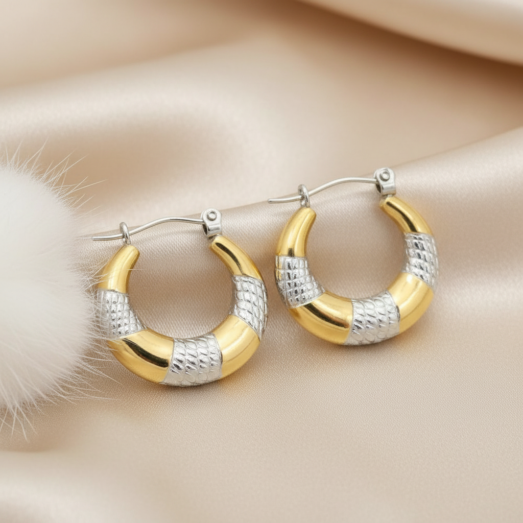 Tripple Twist Hoops