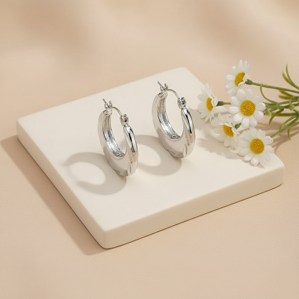 Round shaped Crescent Hoops