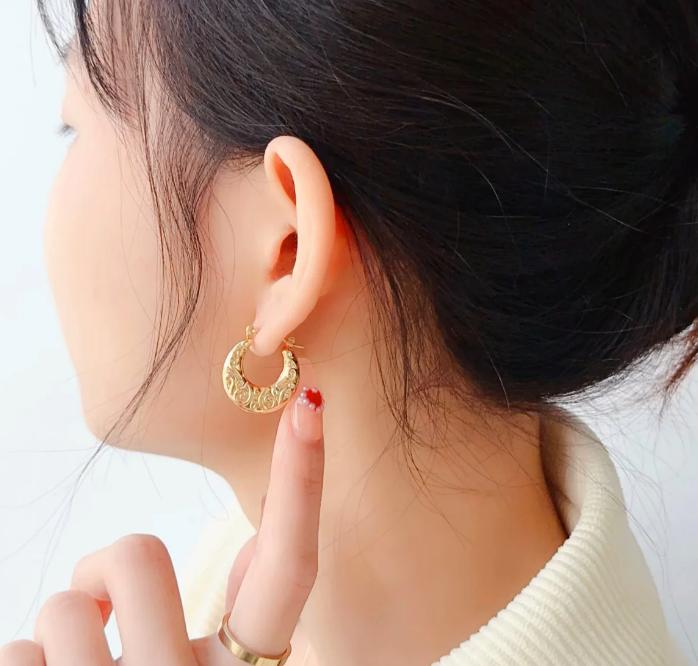 Vintage Style Hoop Earring