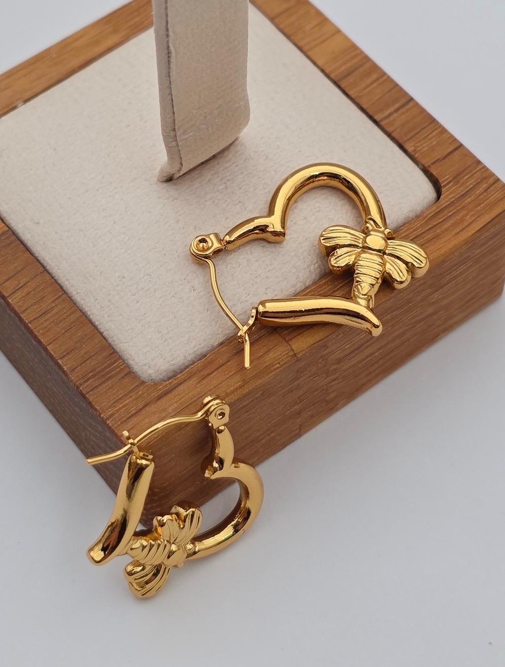 Heart Bee Hoop Earring