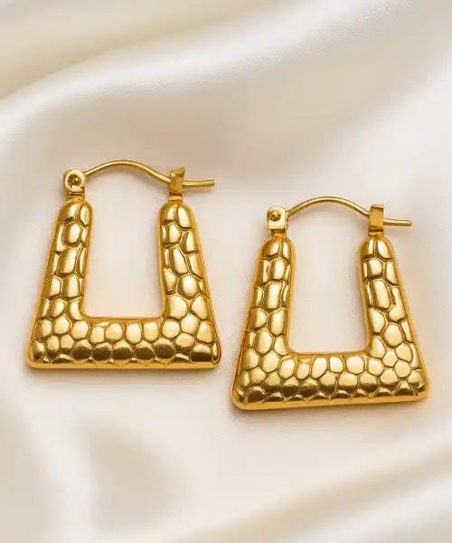 Sanke Skin U Shaped Earring