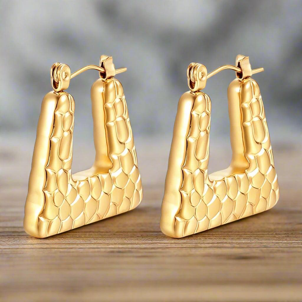 Sanke Skin U Shaped Earring