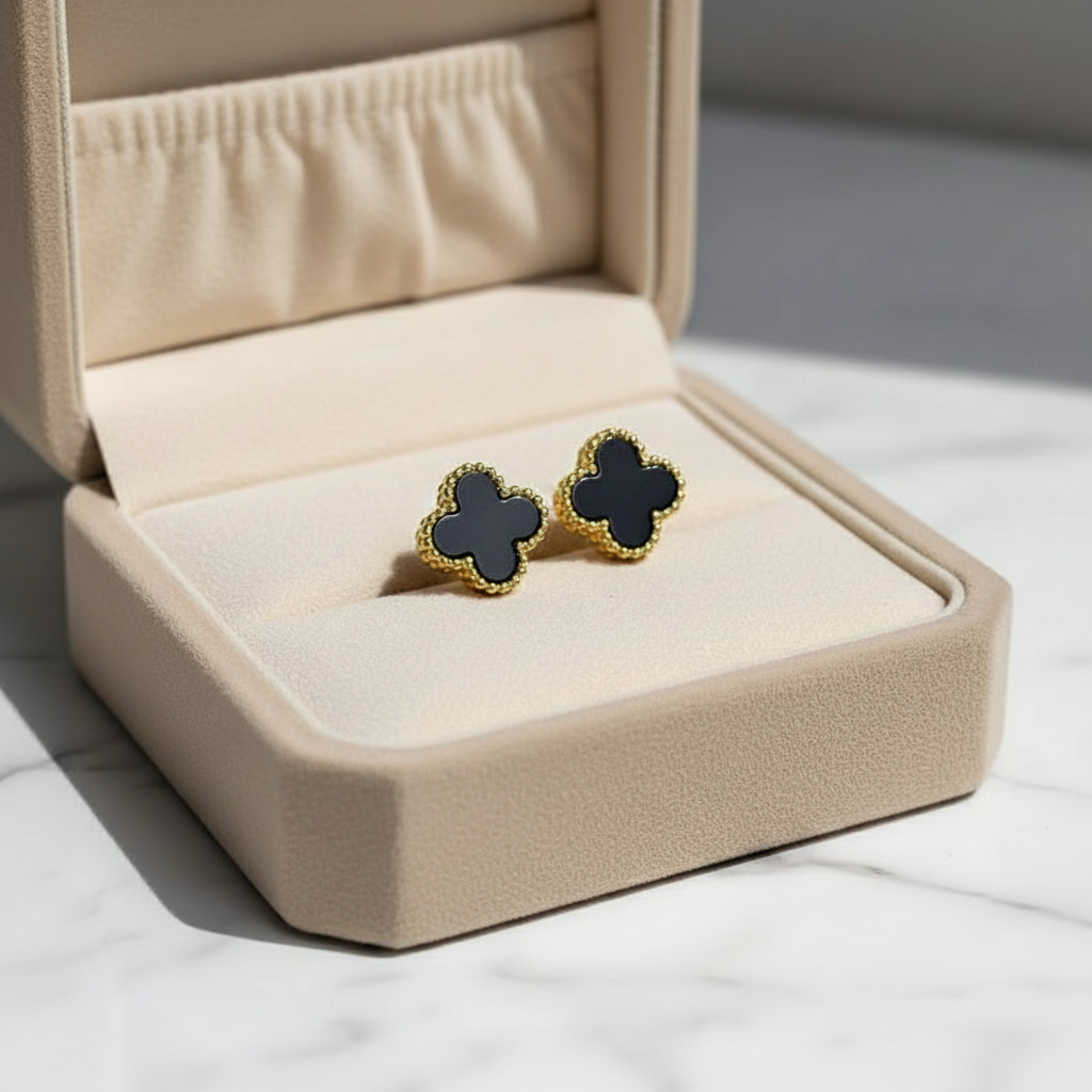 Clover Gleam Studs