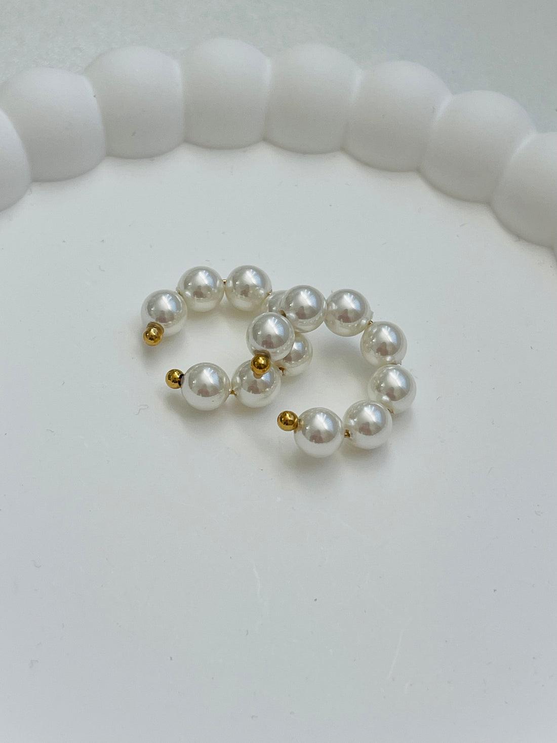 White Pearl Earcuff