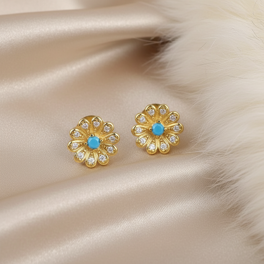 Petite Daisy Flower Studs