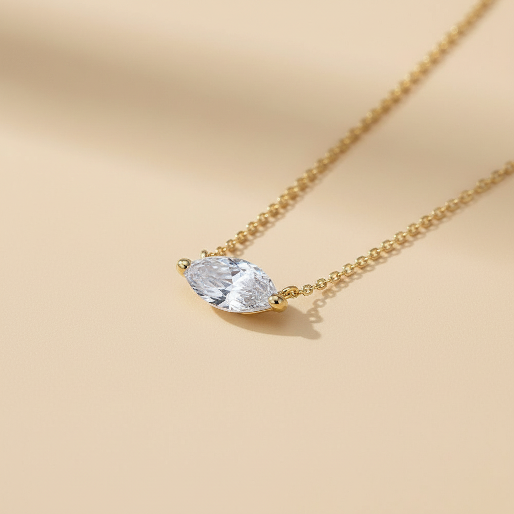 Eterna Oval Necklace