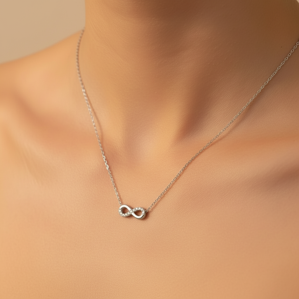 Eterna Loop Necklace