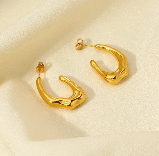 C-shape Texture Earrings