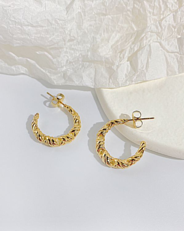 Twisted Croissant Texture Hoop Earrings