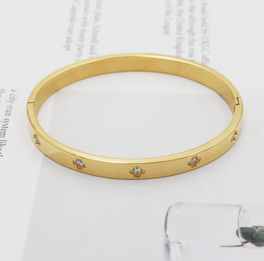 Clover Crystal Bracelet