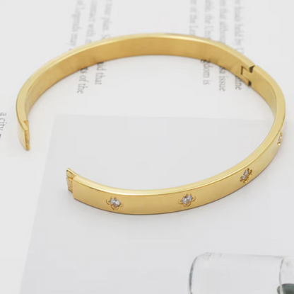 Clover Crystal Bracelet