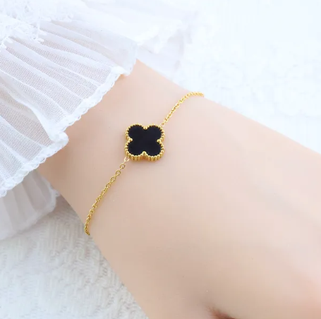 Four Leaf Clover Gold Bracelet