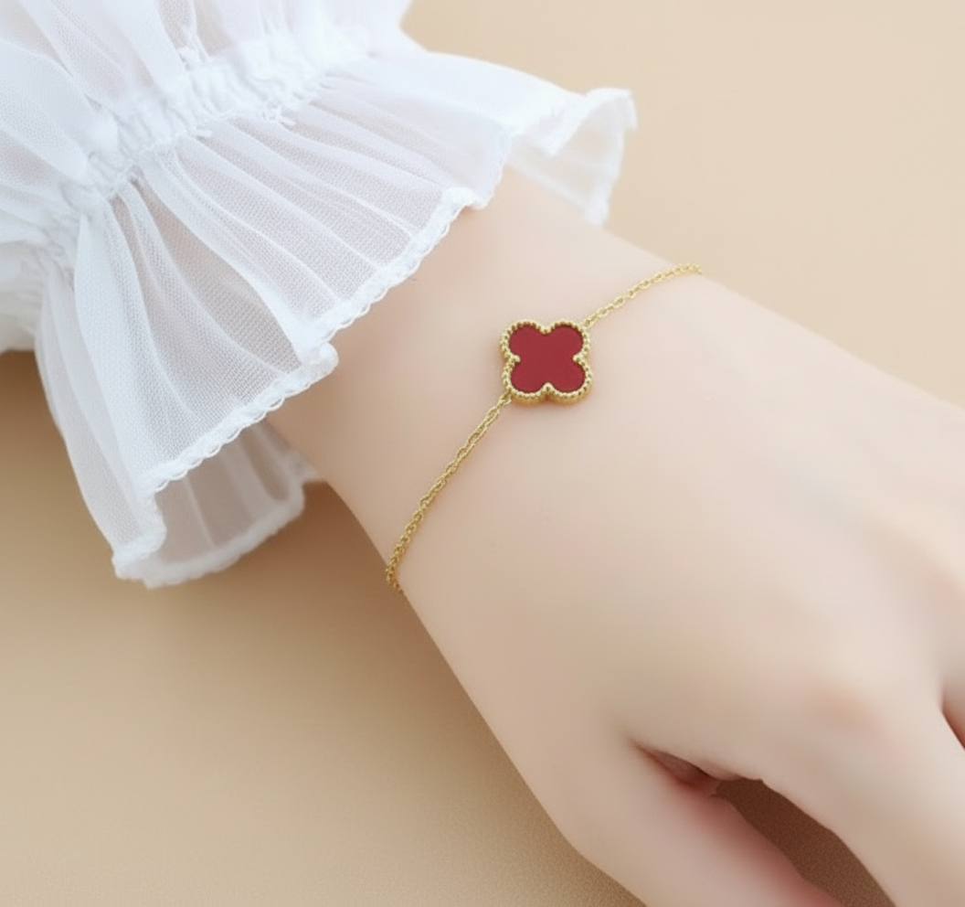 Solo Clover Bracelet