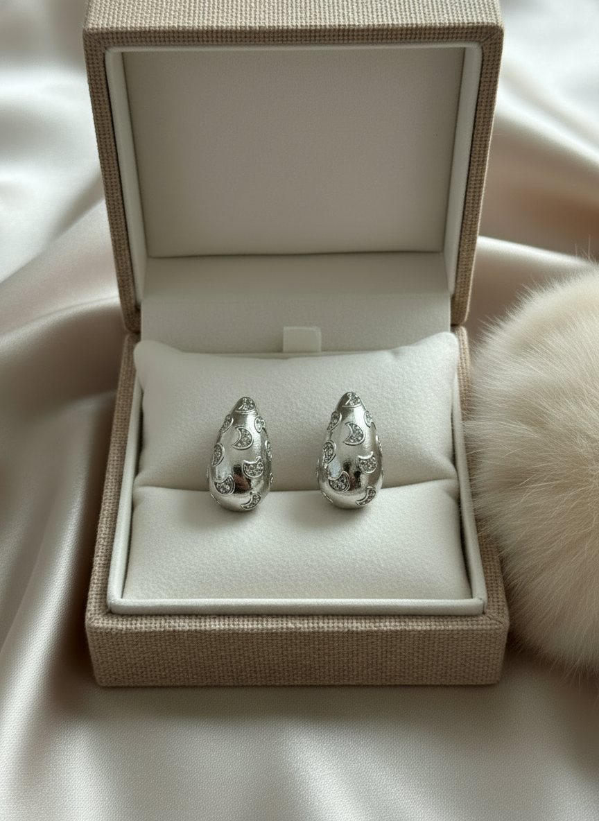 Hydra Shine Drop Earrings