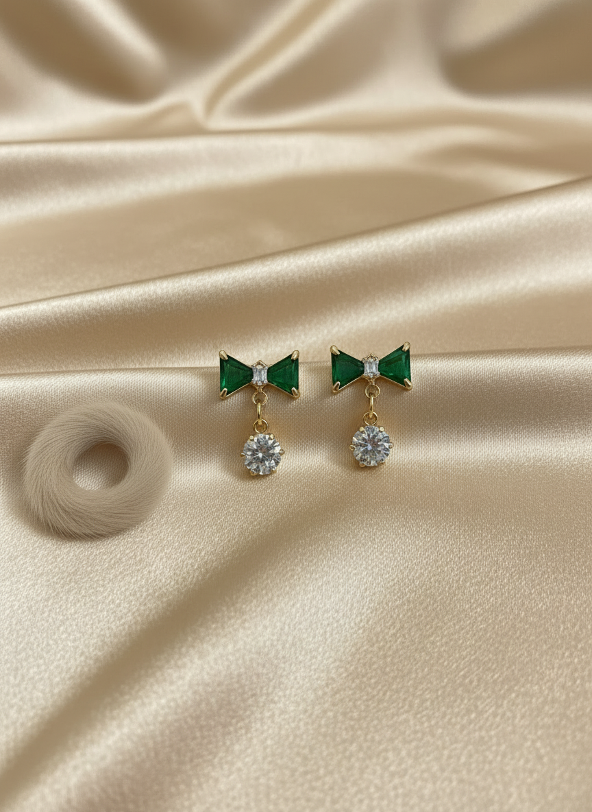 Dazzle Bow Studs
