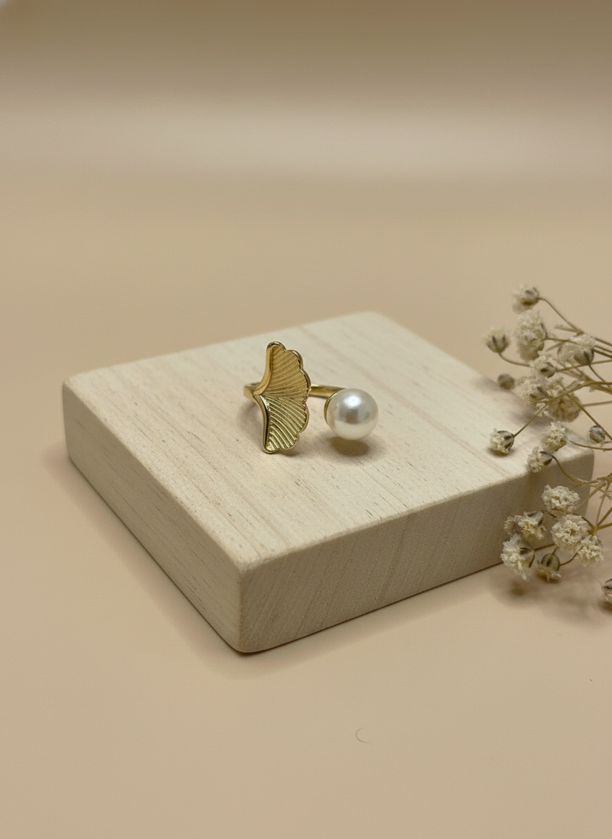 Ocean Shell Pearl Ring