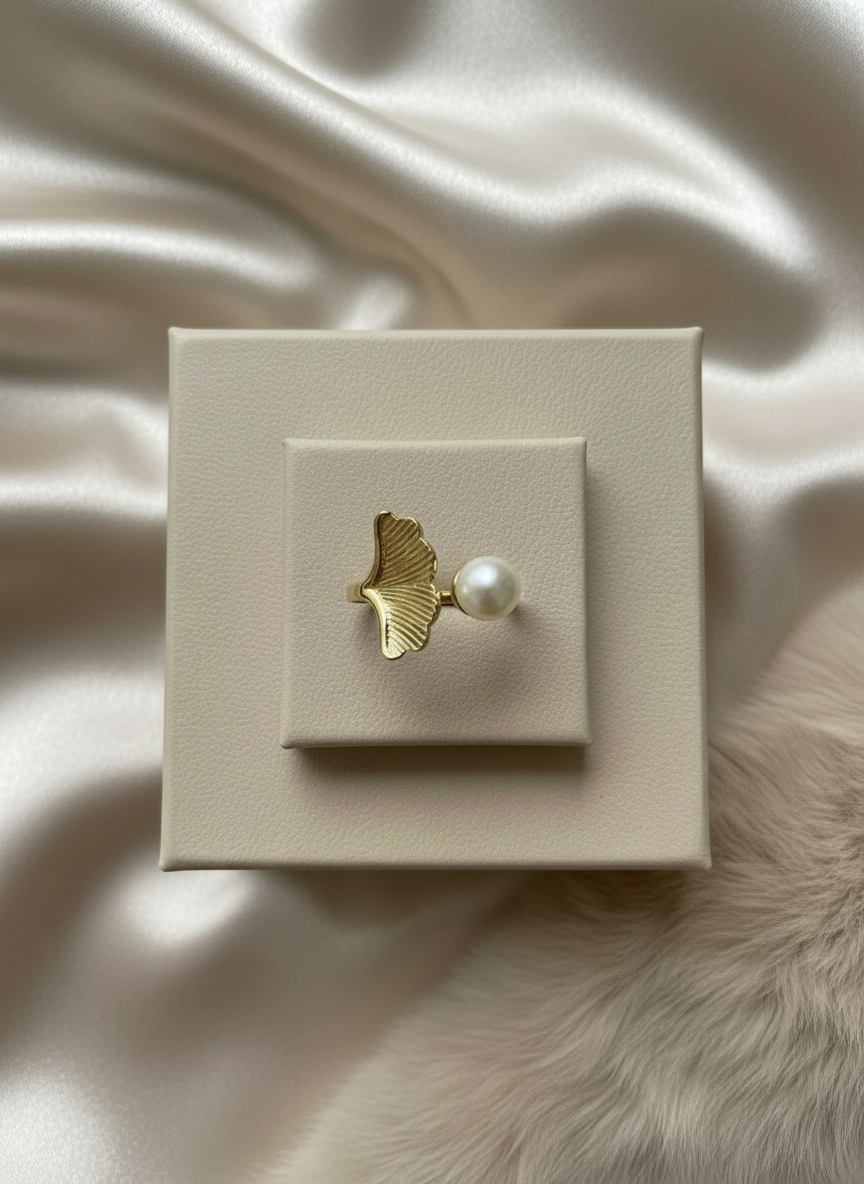 Ocean Shell Pearl Ring