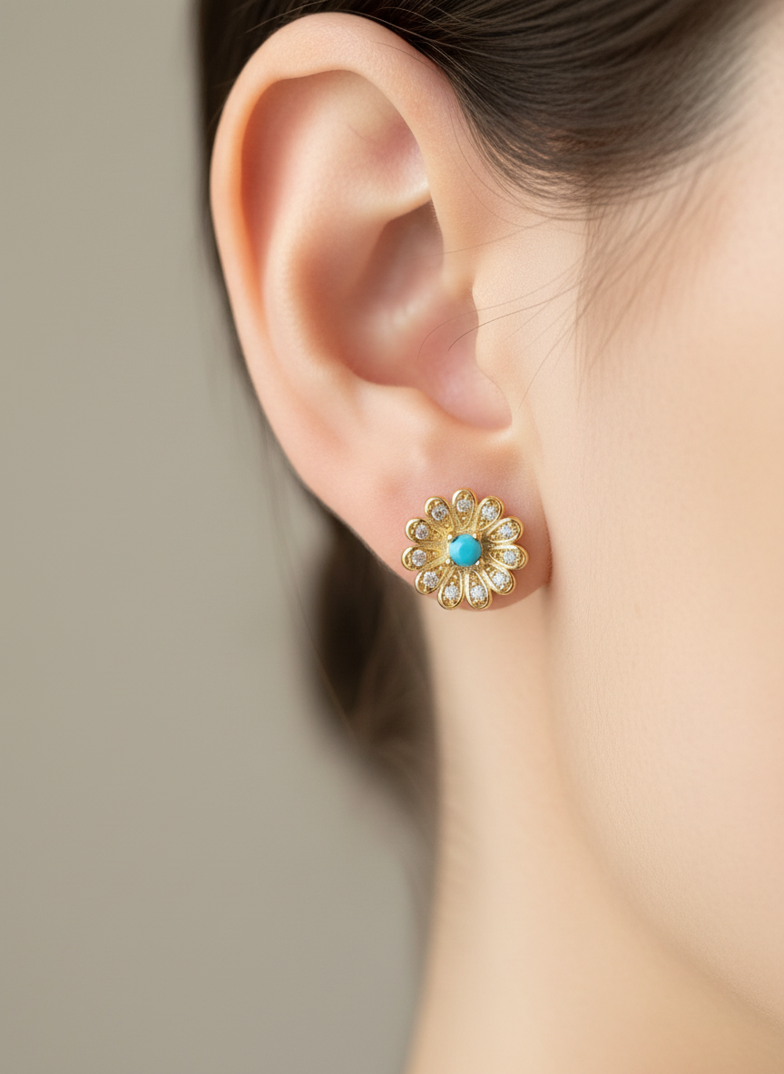 Petite Daisy Flower Studs