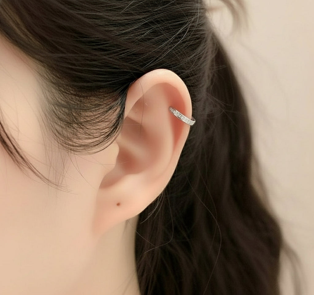 Crystal Curve Ear Cuff