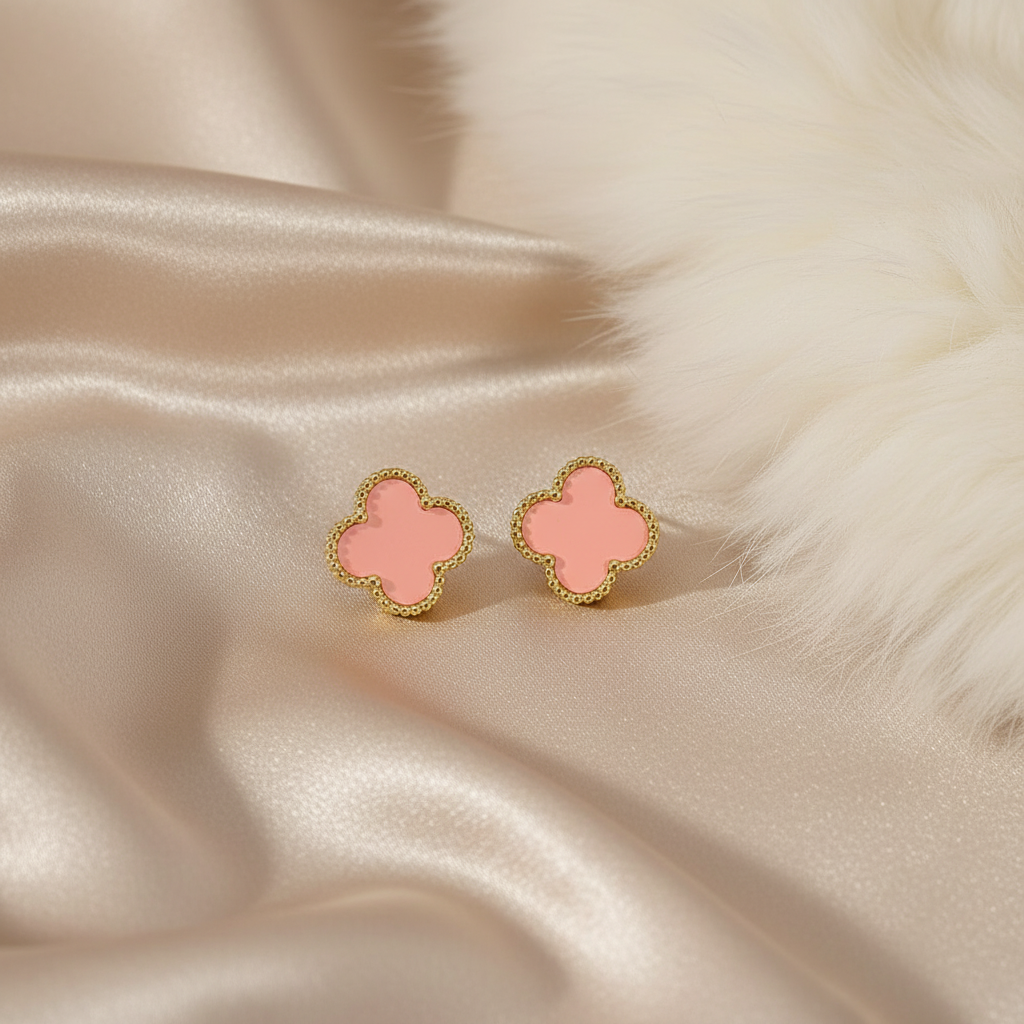 Clover Gleam Studs