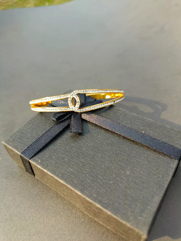 Lotus Style Bangle Bracelet